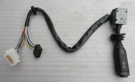 Переключатель подрулевой Howo (WG9130583017)